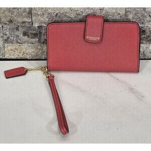 Coach Phone Wallet Wristlet Crossgrain Leather Clutch Classic Coral Red Pink EUC